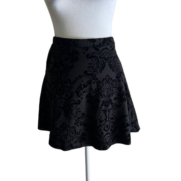 Vintage A. Byer Mini Skirt Velvet Burnout Black SZXL Whimsigoth Dark Romantic - Picture 1 of 8